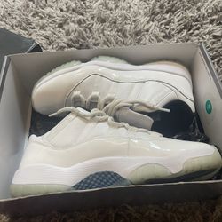 Jordan 11s