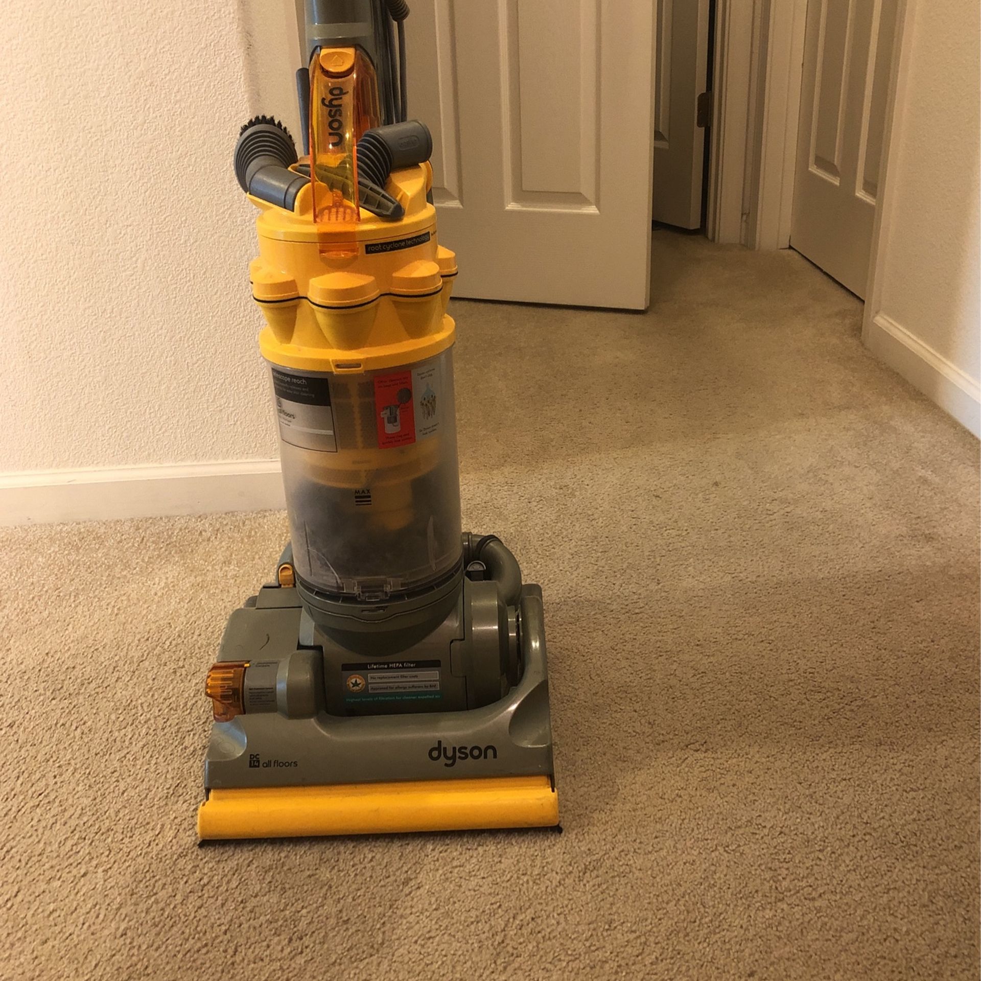 Dyson DC14 Vaccum