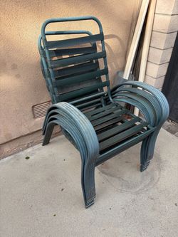 Lounge Chairs Free