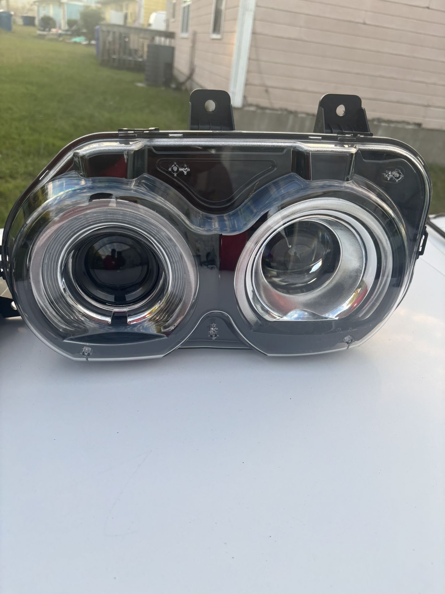 2016 Dodge Challenger Headlights