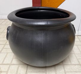Large Blow Mold Witch’s Cauldron