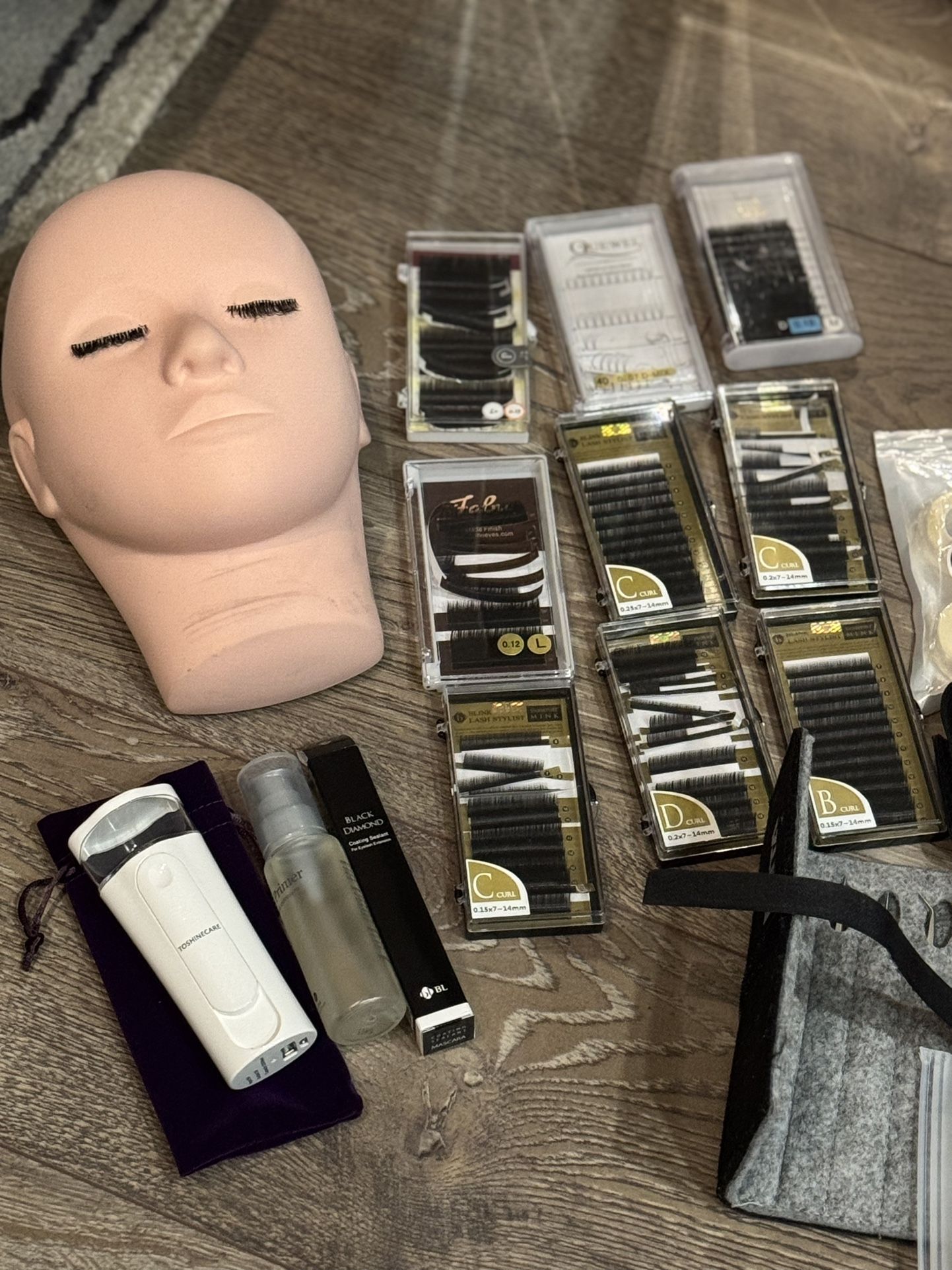 LASH EXTENSIONS ! Start Your New Business In 2025!