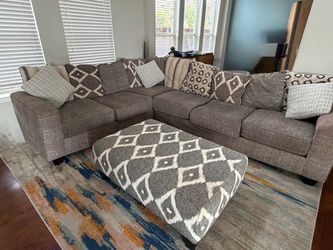 Gray Fabric Sectional Sofa with Ottoman