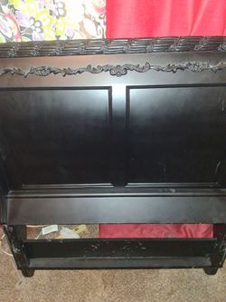 Twin sleigh bed