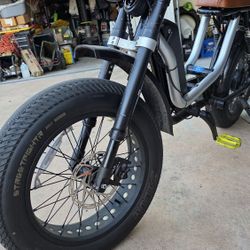 Monday Motorbikes Torrey