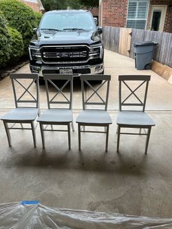 4 dinning Chairs