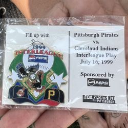 ORIGINAL 1999- PITTSBURGH  PIRATES VS  CLEVELAND INDIANS INTERLEAGUE PIN 