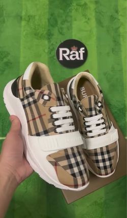 BURBERRY