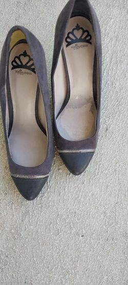 Womens Gray High Heals $10