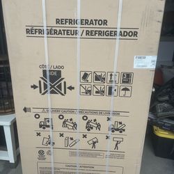 Samsung 28” refrigerator NEW!! Stainless steel