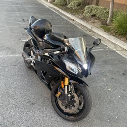 2007 YAMAHA R6
