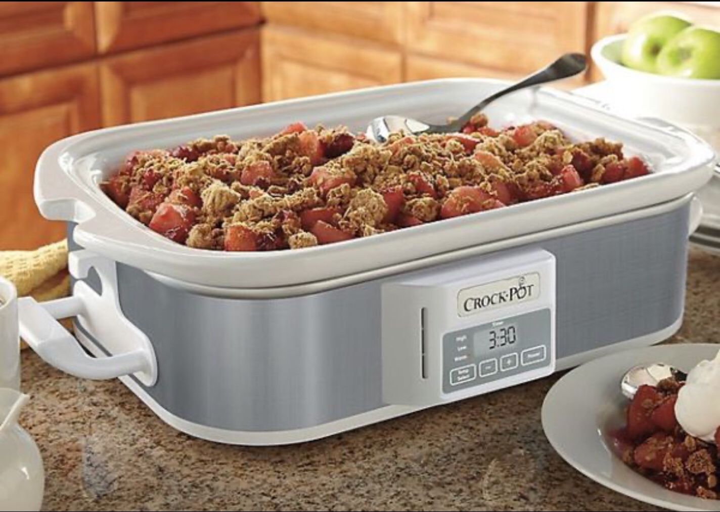 Crock-Pot 3.5-Quart Casserole Crock Slow Cooker. Sandstone. 9” x 13” $70 obo Easy cooking😋