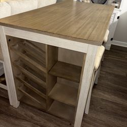 Counter Height dining Table With Stools