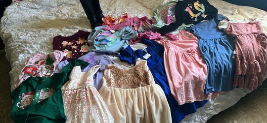 Girls size 6-7/8