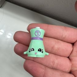 Shopkins Season 6 “C.Salt” Salt Shaker – Mint Condition