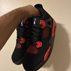 Jordan 4s Size 10 250$