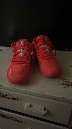The Breast Cancer Awareness Lamelo Ball Basketball Shoes