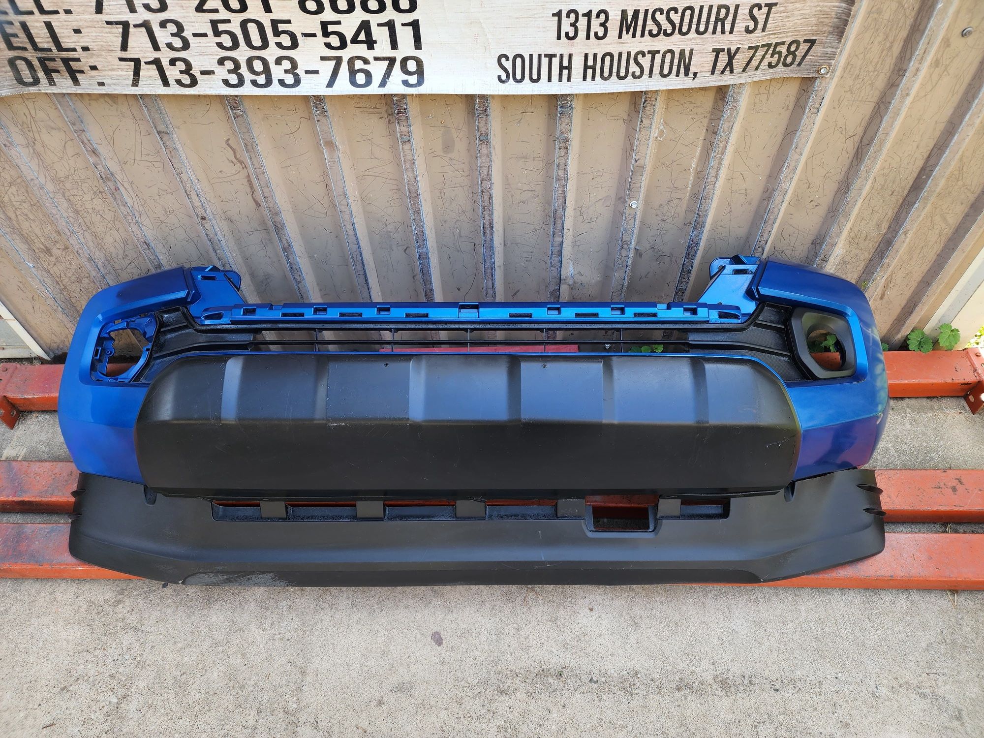 2016-2023 Toyota Tacoma Front Bumper Used Oem