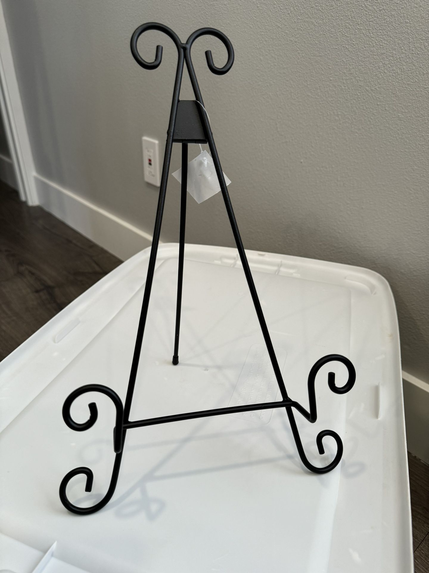 Two Black Iron Easel With Metal Scroll 