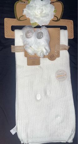 First Steps Baby Headband Blanket Booties Gift Set