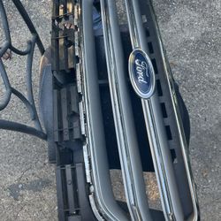 Ford Escape Grill 2020 