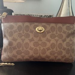 Coach Cross Purse 