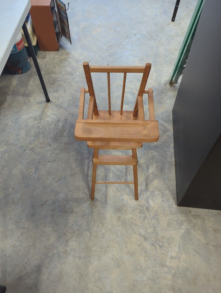 Vintage Doll High Chair
