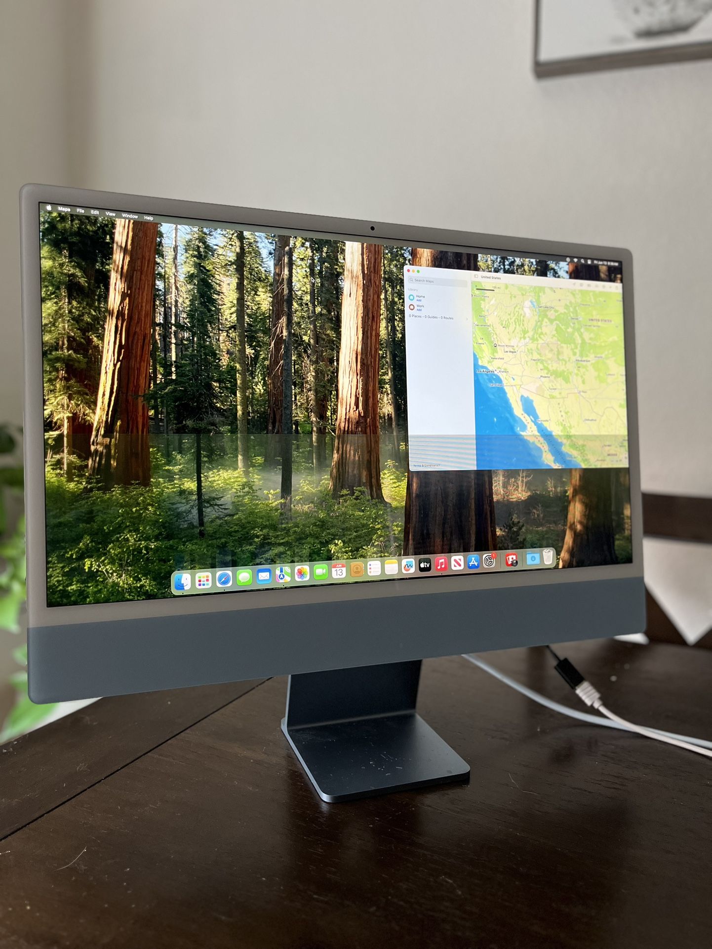 iMac M1 2021 – Works Great w/ Glitched Screen.