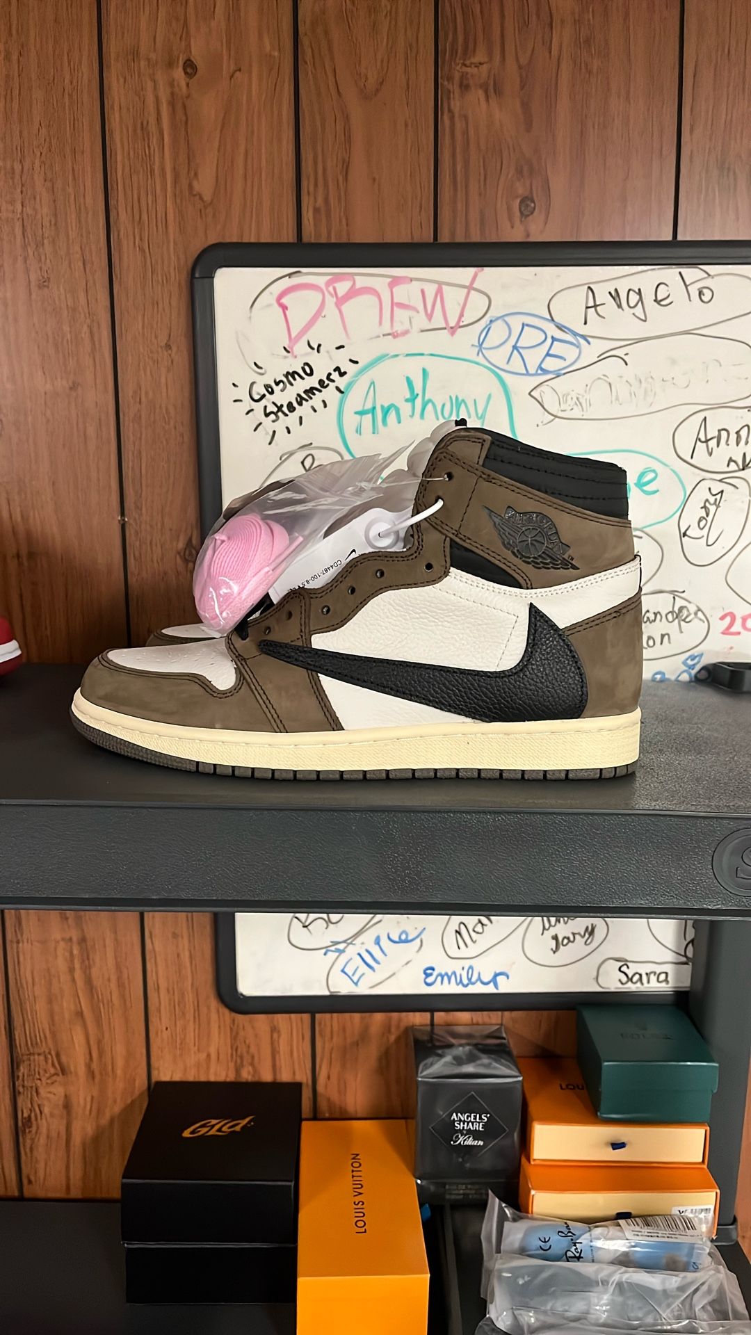 Travis Scott Air Jordan 1 Size 9