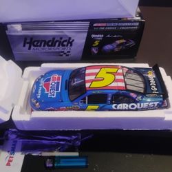 2010 Mark Martin Diecast 1:24 Carquest Honoring Our Soldiers 