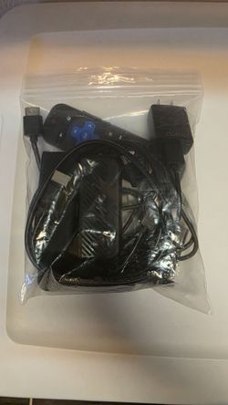 3 Roku sticks