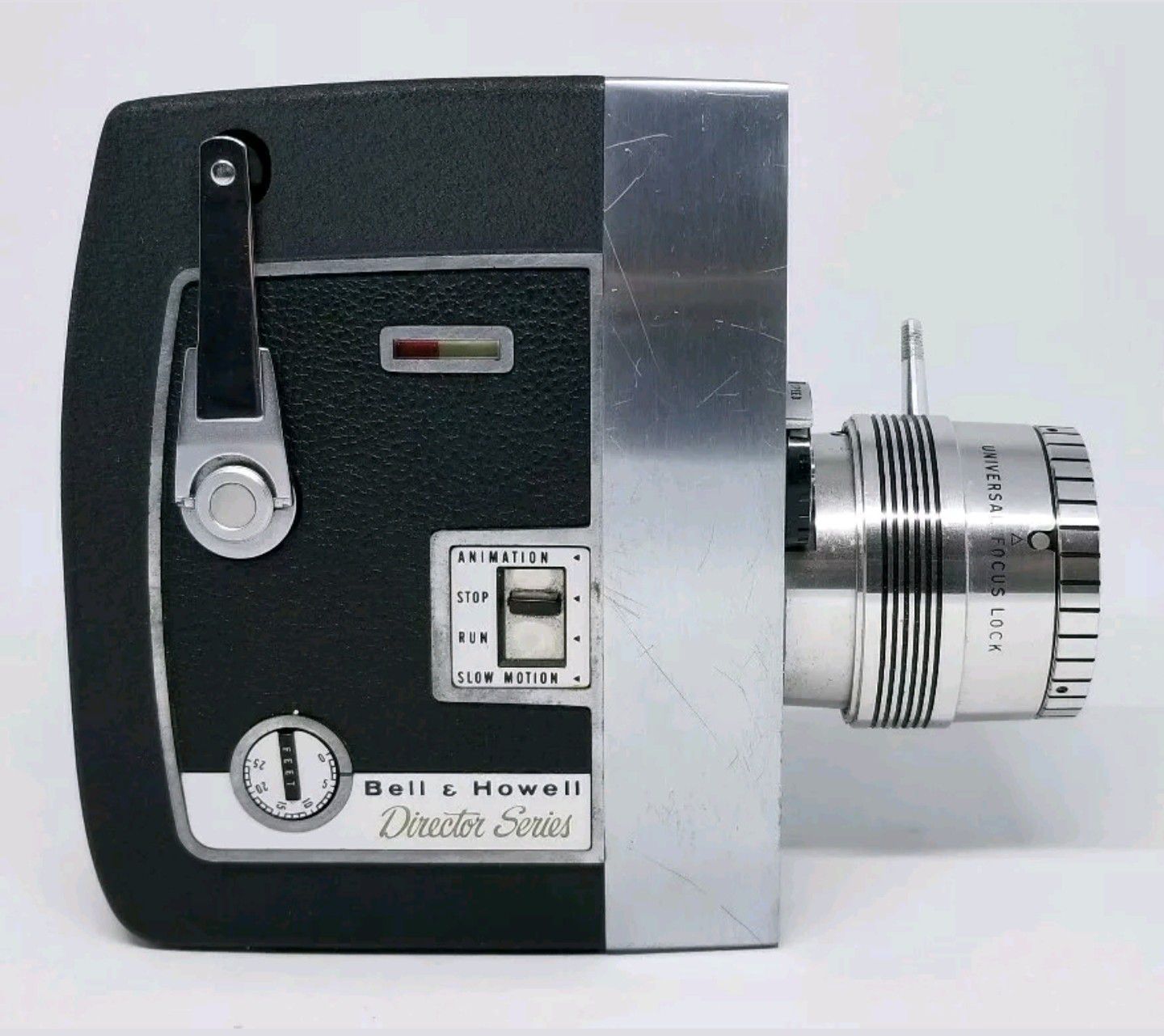 Vintage Bell & Howell Director Series Zoomatic 8mm Movie Camera Model 424