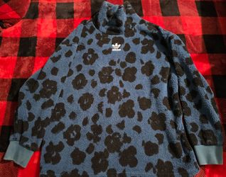 Adidas sweater