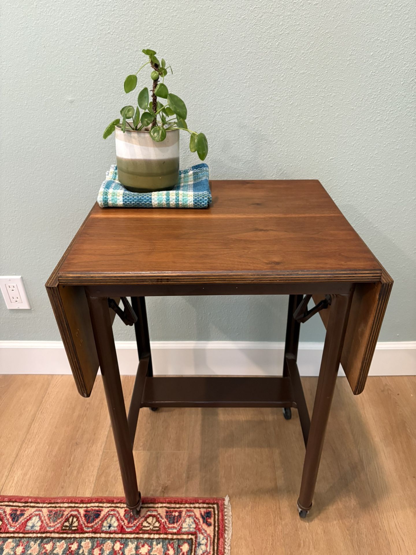 Vintage Wood And Metal Rolling Typewriter Table