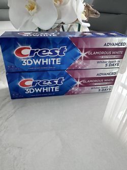 Crest 3D White Bundle Of 2