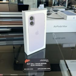 Apple iPhone 17 256GB New in box! One year warranty! We offer financing!