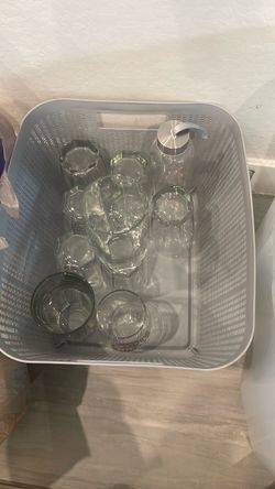 Glass cups