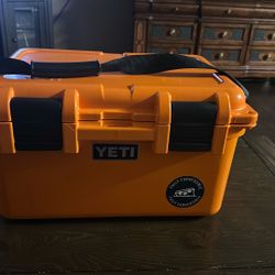 Yeti Go box 30 Cooler 