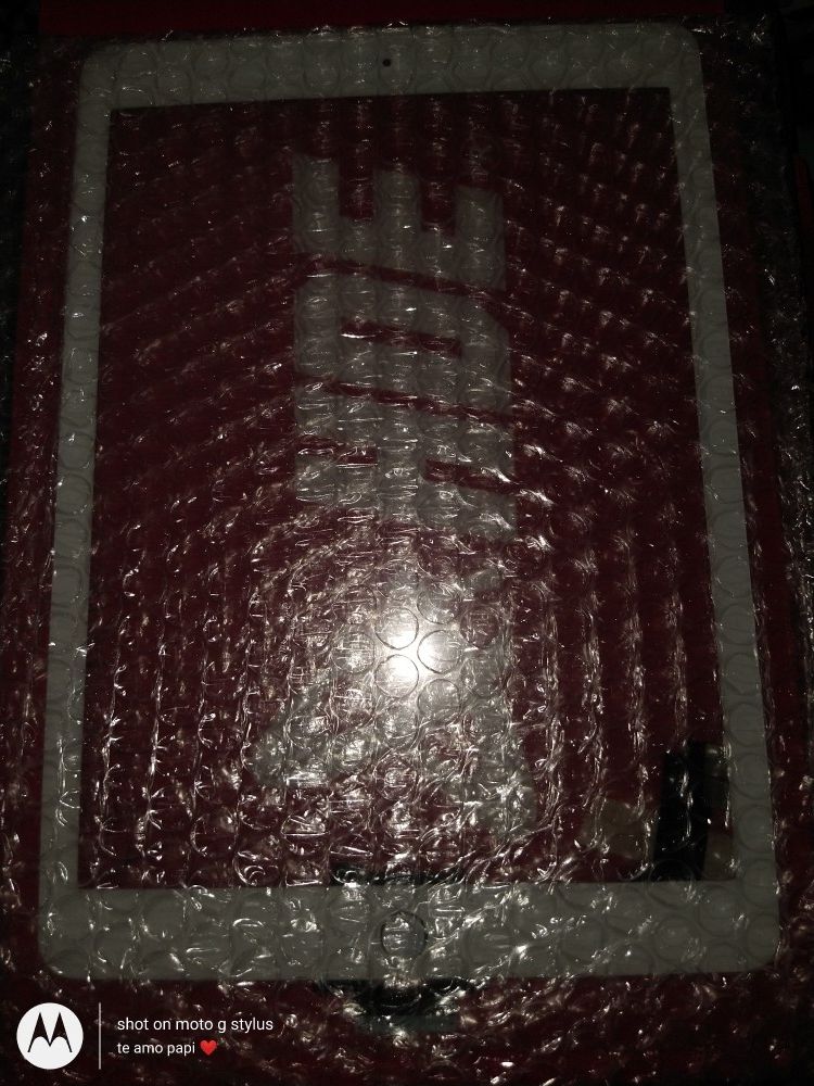 iPad touch screen replacement