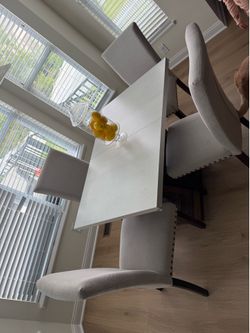 Dinning Table with Chairs