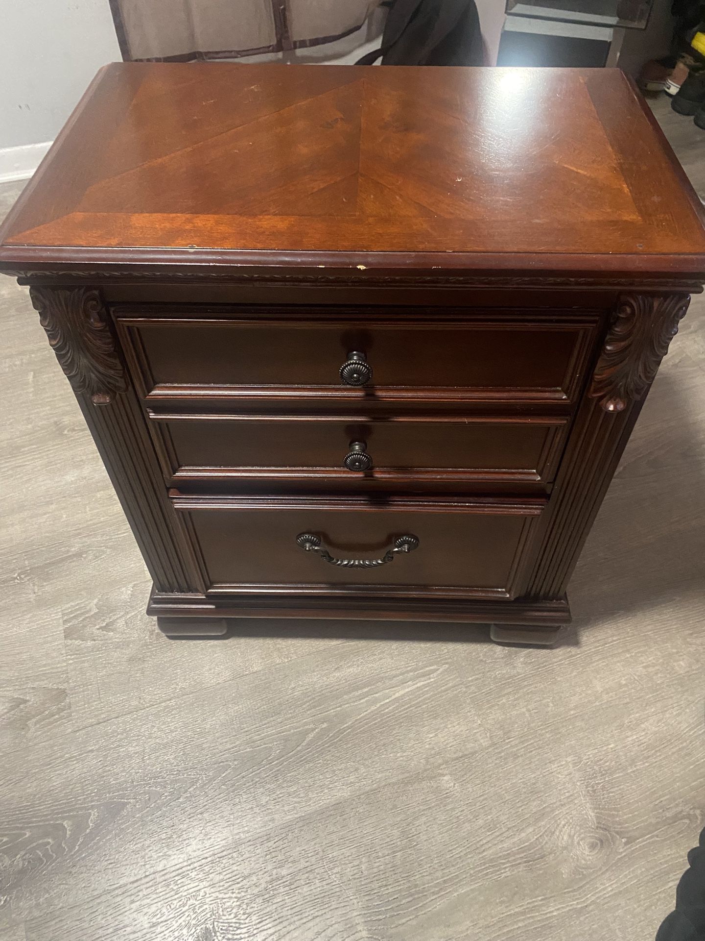 Wood Nightstand / End Table with 3 Drawers