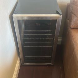 Mini Fridge In Good Condition 