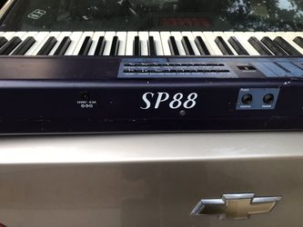 Keyboard  Electronic  KURSWEIL SP88