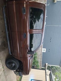 Silverado 2006 3500 4x4 Gooseneck Hitch Jalando Al 100