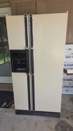 Kenmore fridge/freezer