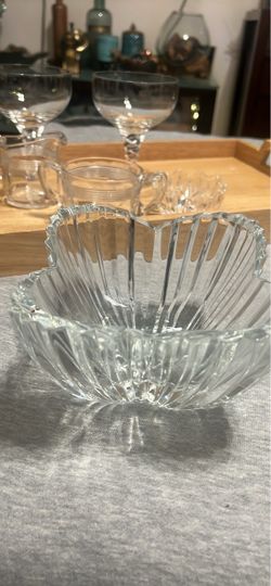 Clear Glass Ribbed Serving Bowls Set of 2