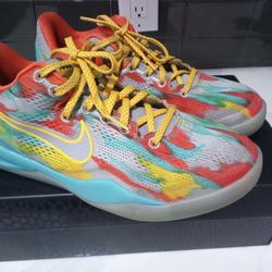 Kobe Shoes Venice Beach Size 4.5 Y In Box 