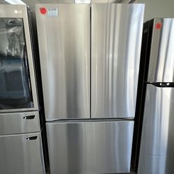 $1499 LG French Door Fridge, Counter Depth, Ice And Water