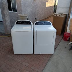 Washer And Gas Dryer 