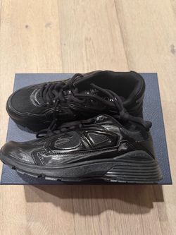 Dior B30’s triple black